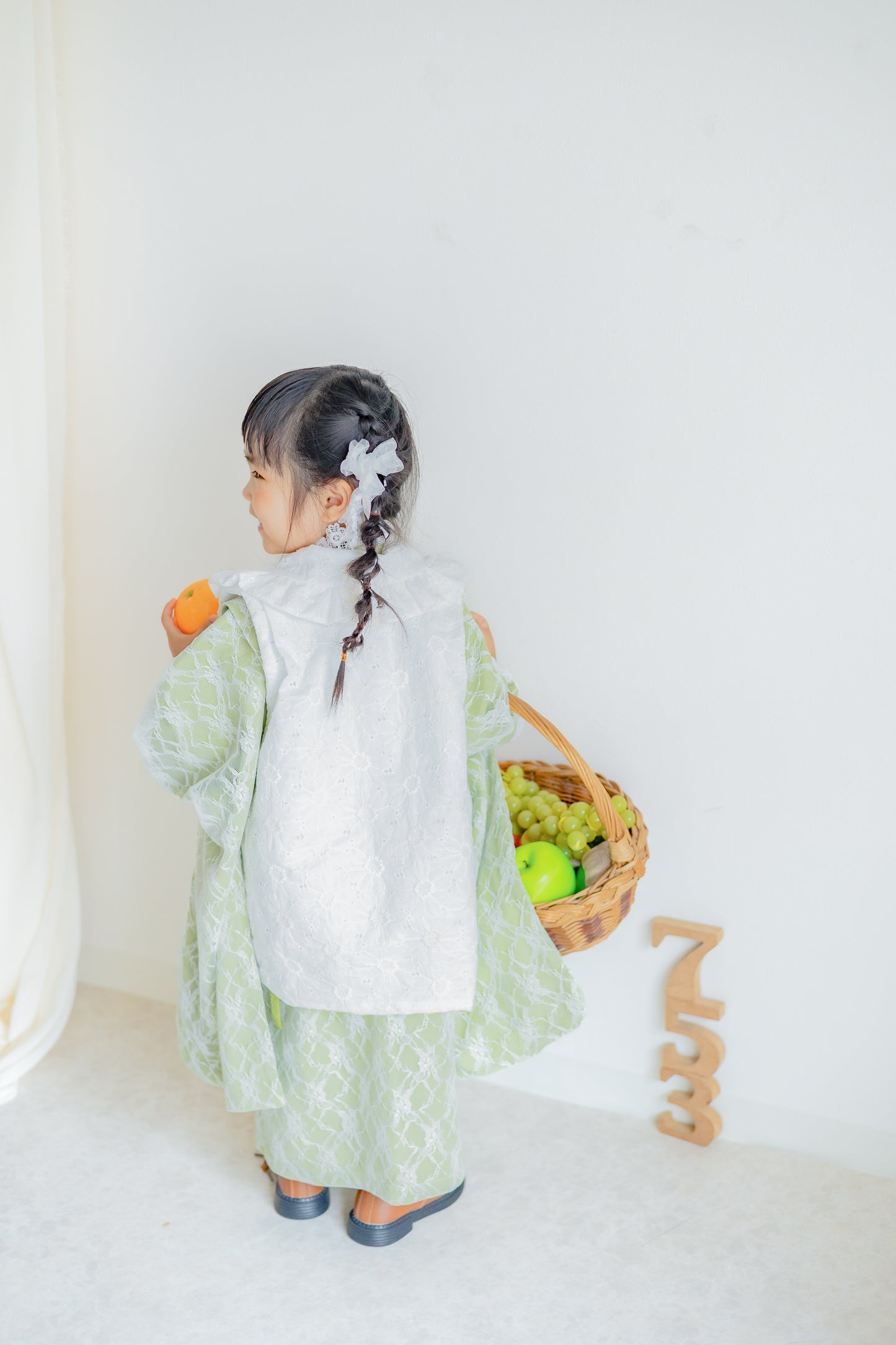 3歳 女の子 レンタル着物「10泊11日」753 リバーシブル被布(レースピスタチオ)