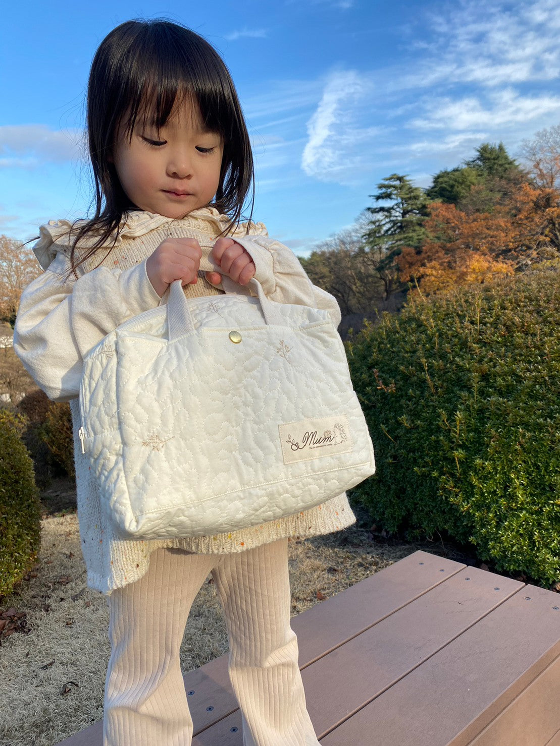 《出産祝い》おむつポーチ イブル リーフ刺繍 ヌビバック マザーズバッグ